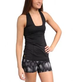 LOLE Women's Silhouette Running Tank Top 8 LOLE Women's Silhouette Running Tank Top -Optimal Swimming Equipment 5671801192616 black 2a