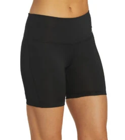 Nike Women's 6" Chlorine Resistant Essential Kick Swim Short -Optimal Swimming Equipment 6100144554152 black 2a