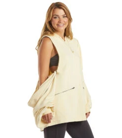 FREE PEOPLE Close Call Zip Hoodie -Optimal Swimming Equipment 6735470493864 brushedsail 5a