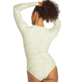 Sporti X Stef Corgel Manhattan Beach Cheetah Zip Front Long-Sleeve One Piece Swimsuit -Optimal Swimming Equipment 7360964001960 junglegreen 6a