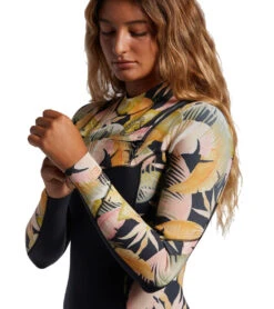 Billabong Women's 3/2mm Salty Dayz Chest Zip Fullsuit Wetsuit 8 Billabong Women's 3/2mm Salty Dayz Chest Zip Fullsuit Wetsuit -Optimal Swimming Equipment 7490790359208 wavewash 4a