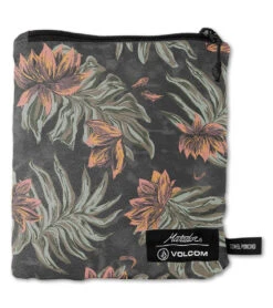 Volcom Men's Packable Changing Poncho -Optimal Swimming Equipment 7648540197032 rinsedblack 3a