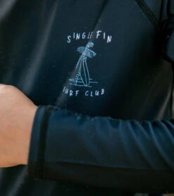 Boy's Single Fin Long Sleeve Rash Guard (Toddler, Little Kid, Big Kid) -Optimal Swimming Equipment 7717055529128 black 5a