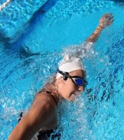 STREAM 3 Waterproof MP3 Player With Bluetooth -Optimal Swimming Equipment 7789171769512 blueblack 9a